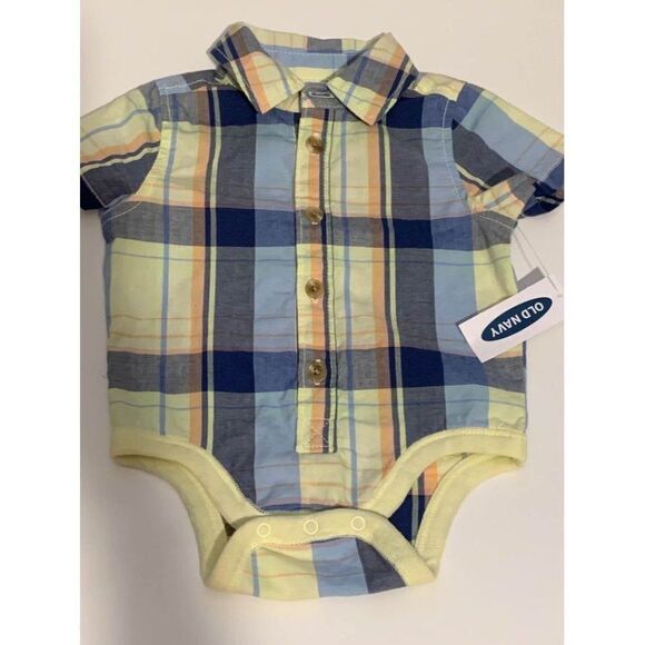 NWT Old Navy 0-3 m plaid onesie - Picture 2 of 5